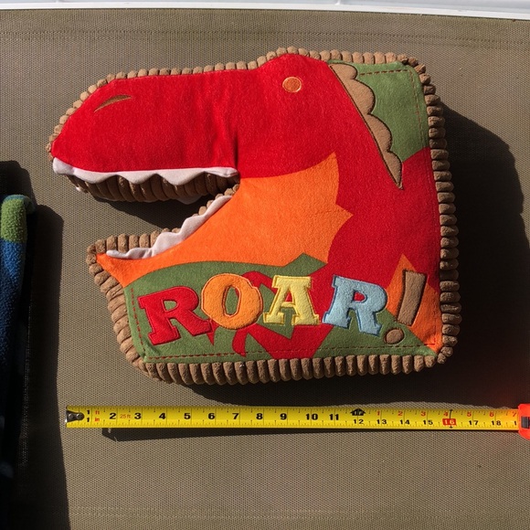 Dinosaur Pillow, Fleece Throw & Sheet - Picture 8 of 14